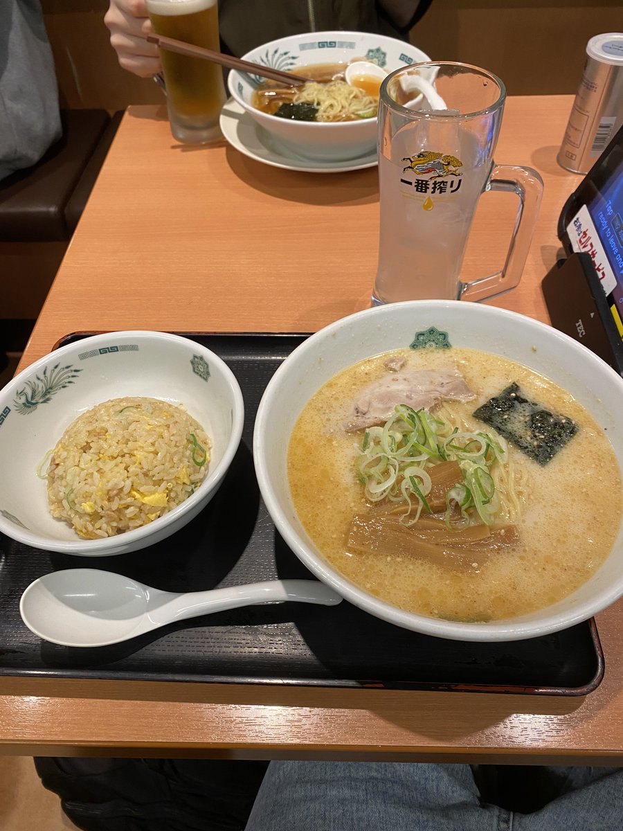 朝から贅沢してます