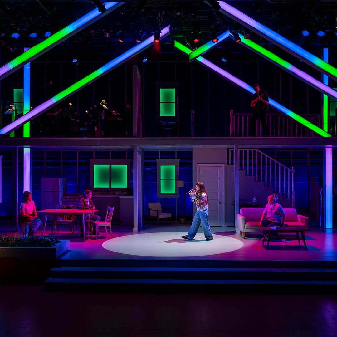 UChiCollegium's tweet photo. The new musical "Out Here," developed in partnership with the Neubauer Collegium's Arts Lab initiative, premieres April 18 at Court Theatre. https://t.co/rxf4W26p2X