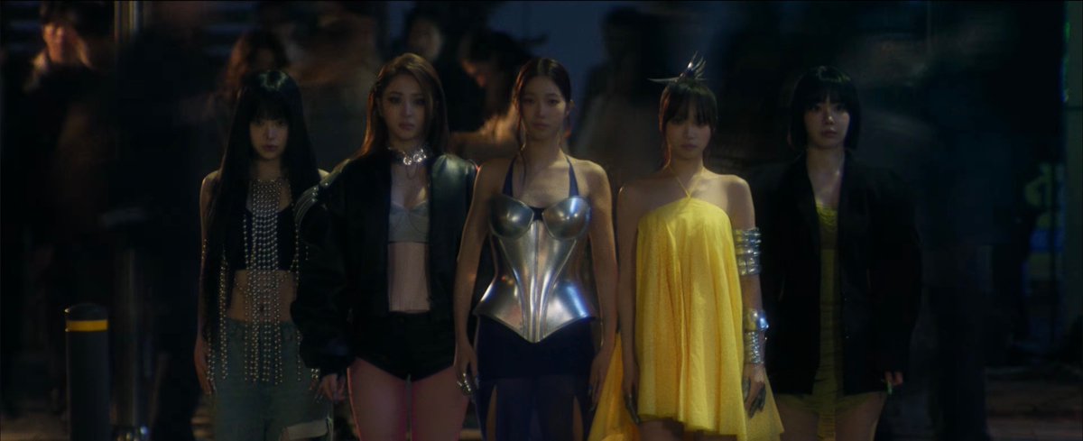 LESSERAFIM CHARTS tweet media