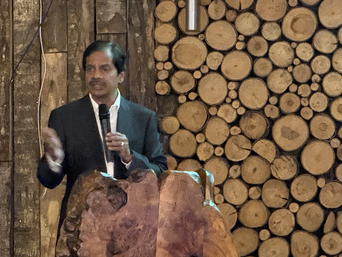 Drew Moghanaki tweet media