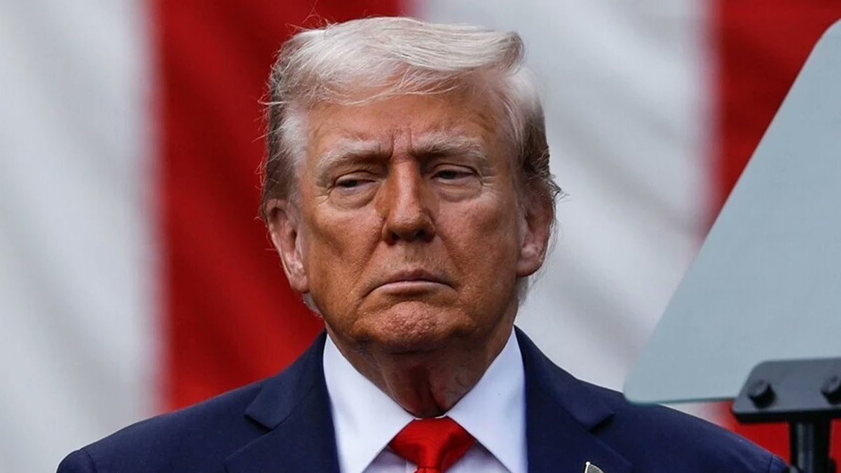 mahfildijital's tweet photo. 🔴 ABD’li siyasetçi Troy Nehls:

Trump, adeta İsa’nın dünyaya ikinci gelişi gibi. https://t.co/mJyP8afWkB