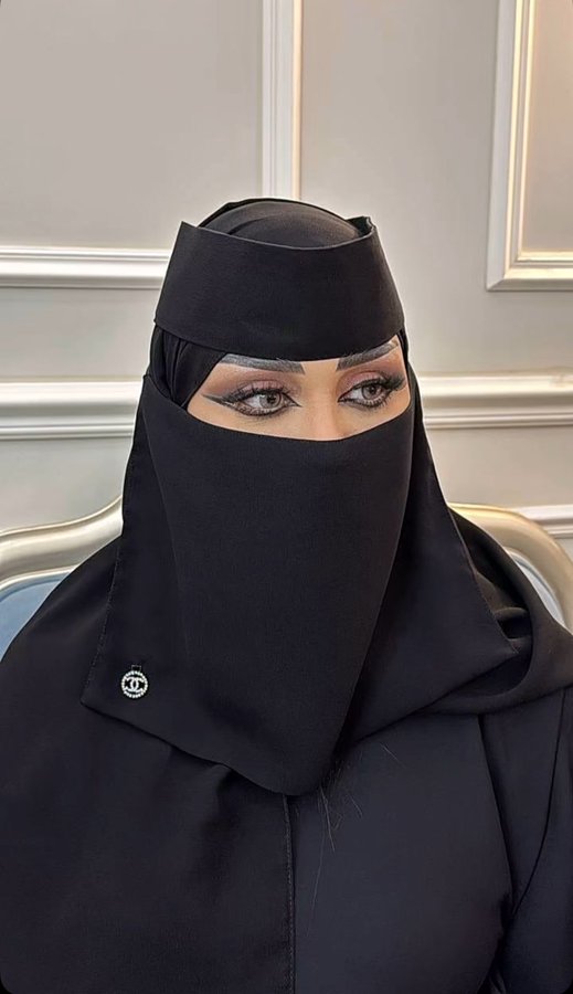 ♥أّلَمًلَکْهّـ بًتٌـوٌأّضًـعٌهّـأّء ♥{15k} tweet media