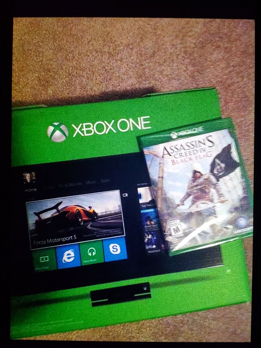 harrystark96's tweet image. In early December 2013, I upgraded to the #XboxOne from #PS3 and Black Flag was the game I got with it. Looking forward to this remake.🙂