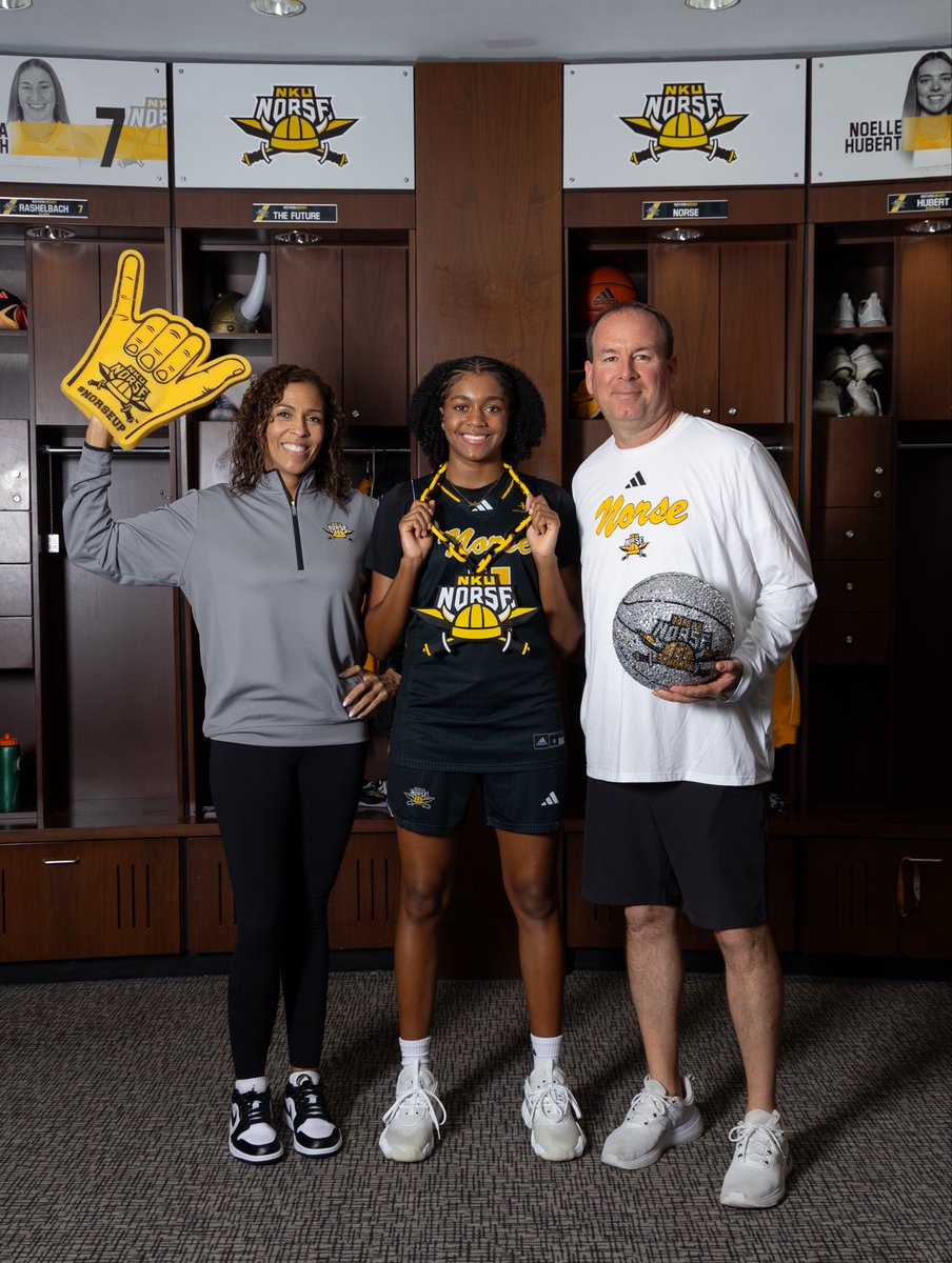 jadynwatts1's tweet image. Norse up?? 💛🖤 #unofficial #NorseUp #visit