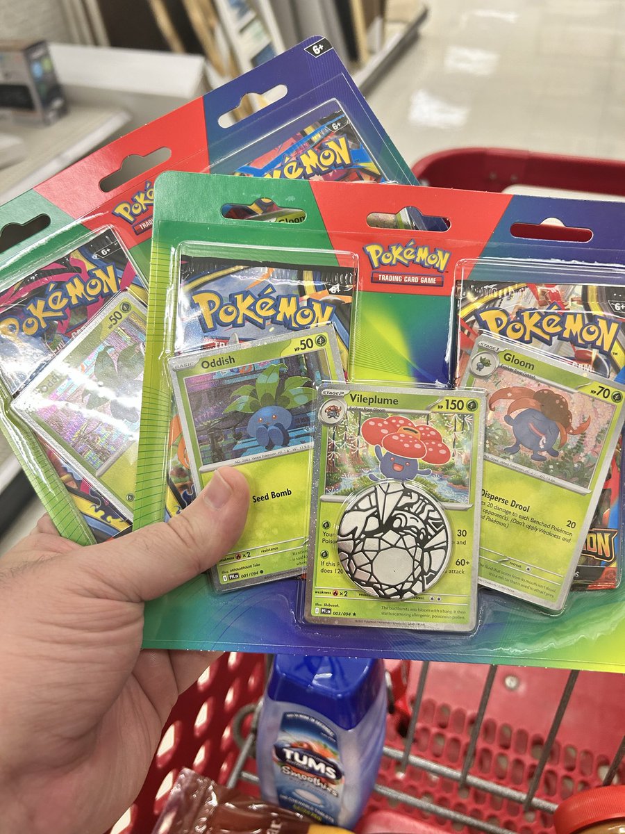 CoBoCooks's tweet photo. @Breaking_Nate #hiddenpokemoncards
I did the thing! The sign had fallen off this shelf so I checked it and score! https://t.co/dBkIcvHfHt