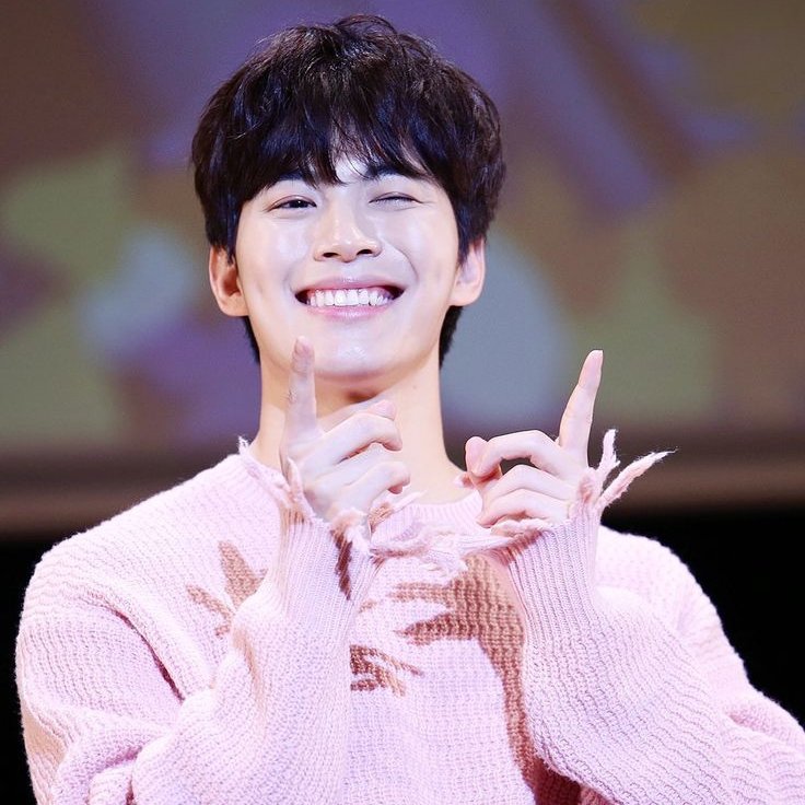 byeonhaesseo's tweet photo. After relaunching his career as a streamer, Hongbin enjoyed playing games live, while his fans enjoyed watching him playing them... Barely did they know, how some of his streams secretly go, his ass jumping on some donator's dick as a thank-you gift https://t.co/lIugf02nto