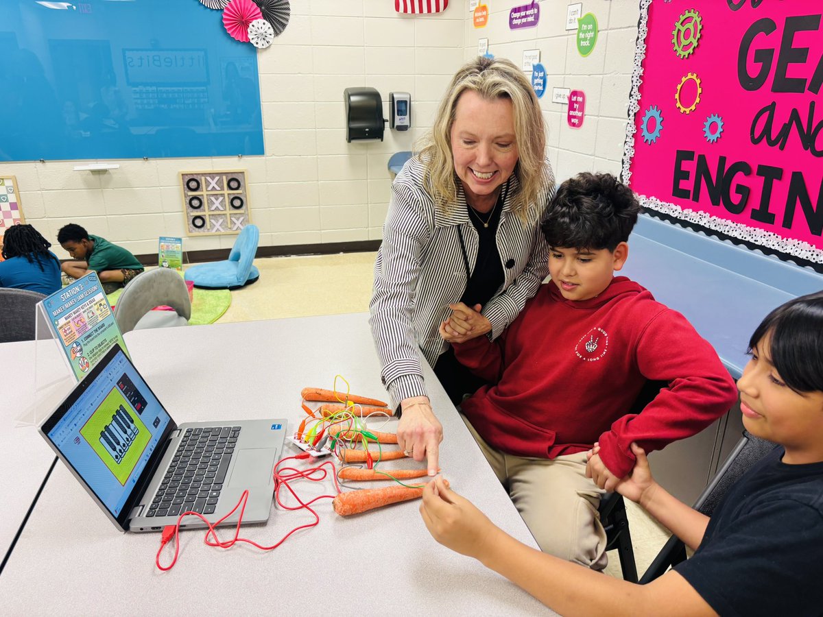 Rachel Evans, Ed.D. tweet media