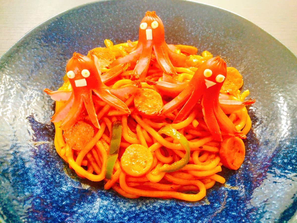 lily7o_o7's tweet photo. ガクくん、アクターの皆様おはようございます☀️「な」のつく食べ物回の今日はナポリタンにしました✨タコさんウィンナー付きです！いただきます🙏
#おはガク
#ガク食オープンキャンパス https://t.co/2OWHfWRjUo