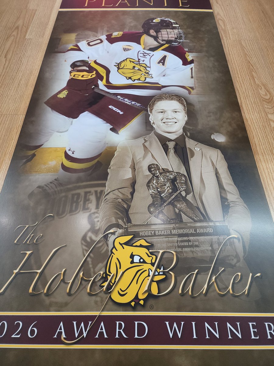 KJ_Branding's tweet photo. New plaque ready to go for @hobeybakeraward 2026 recipient @mdplanet10 for @umdmenshockey

Can't wait to install this next to the other 6 boards we've made for the team. That's right, Max is the 7th Hobey Baker winner for the Bulldogs! That's impressive.

 #umdhockey #hobeybaker https://t.co/dijMx87gqC