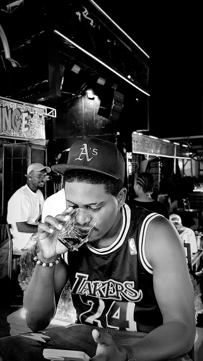 emmanuel• tweet media