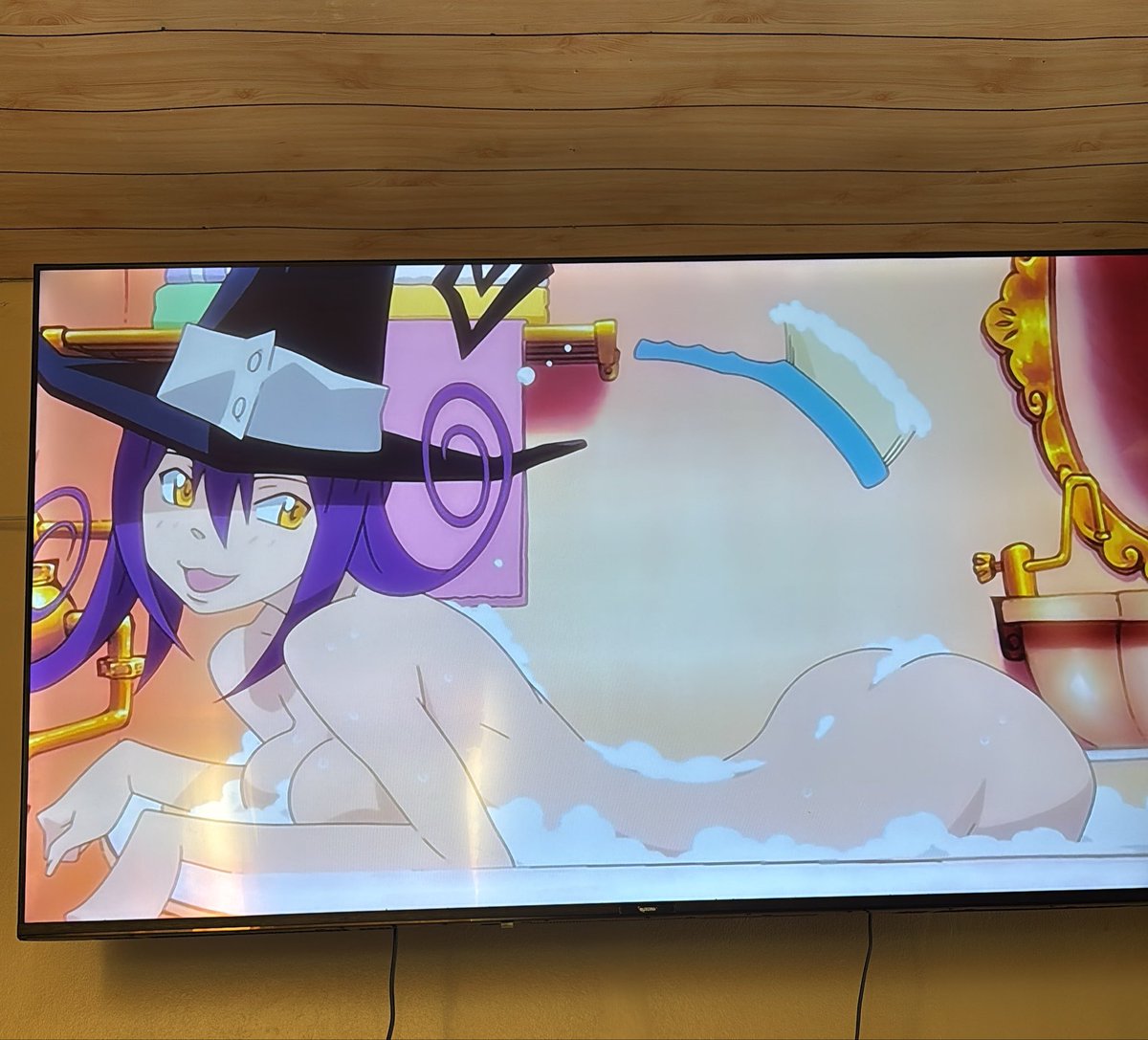 How come no one has ever recommended soul eater as an anime ??? This is peak stuff