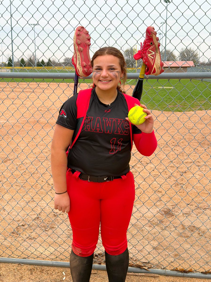 Illinois Hawks Bowser/Belter tweet media