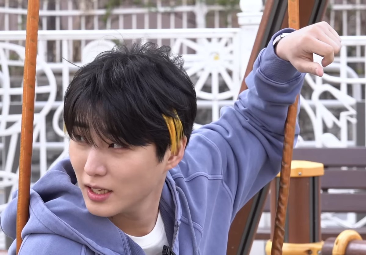 어린이 맞아요? 느와른데요...ㅎ