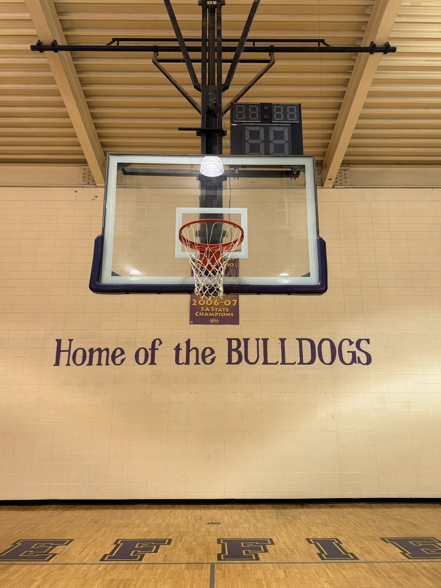 sheffieldmbb's tweet photo. 🚨 AL IS NOW A FULL SHOT CLOCK STATE 🚨

Thank you to everyone who came together to help get our TWO new shot clocks and scoreboards installed and ready for next season! Your time, effort, and support truly is everything! It's a GREAT time to be a Sheffield Bulldog! 🐶💜💛 https://t.co/8GuCU92SzT