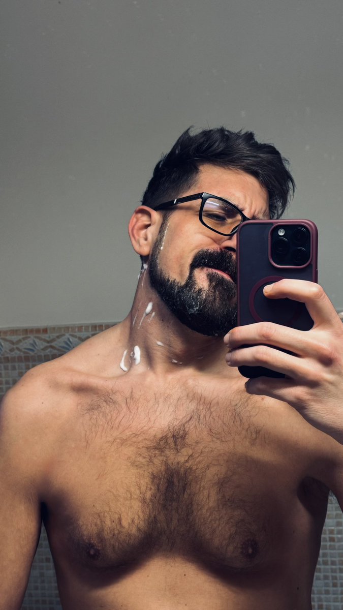 BizioPremium's tweet image. Al via le impalcature #workinprogress 😆🤣