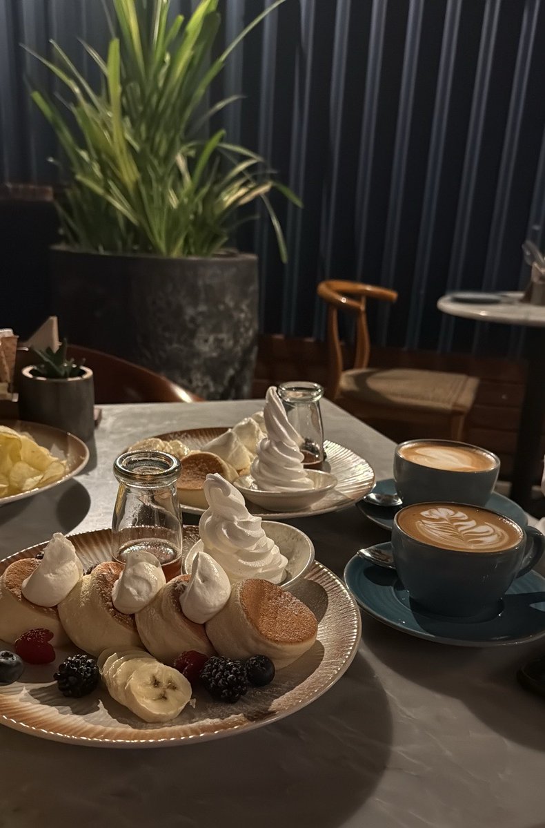 🪽لُجين tweet media