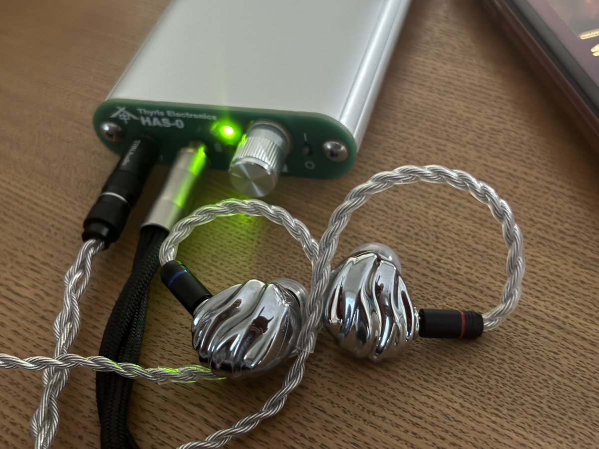 1048(MZ023) tweet media