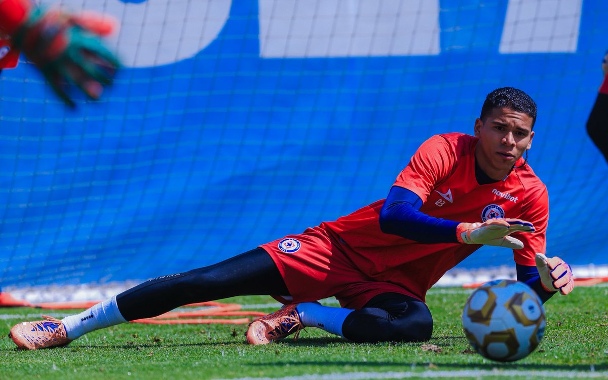 CRUZ AZUL tweet media