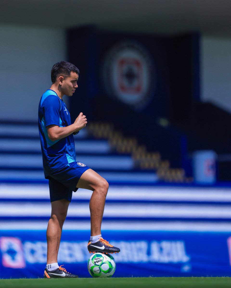 CRUZ AZUL tweet media