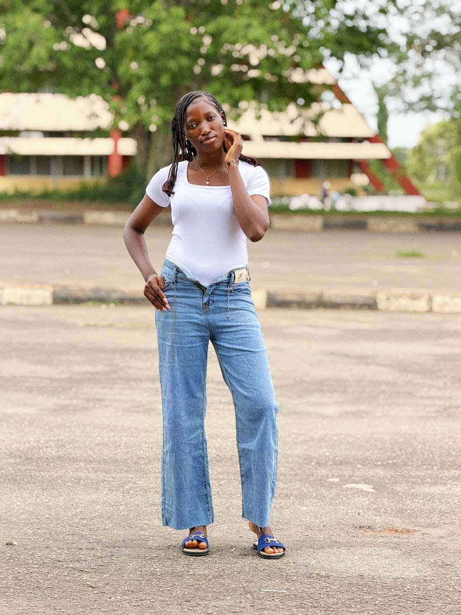 Vee_Dove's tweet image. Day 4: Denim on Denim🤍💙
#denim
#FUNAABFYB26