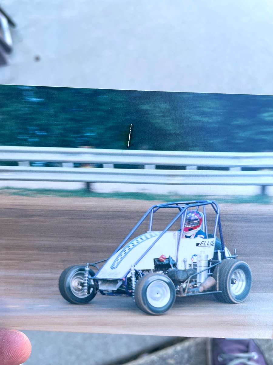 Flea Ruzic tweet media