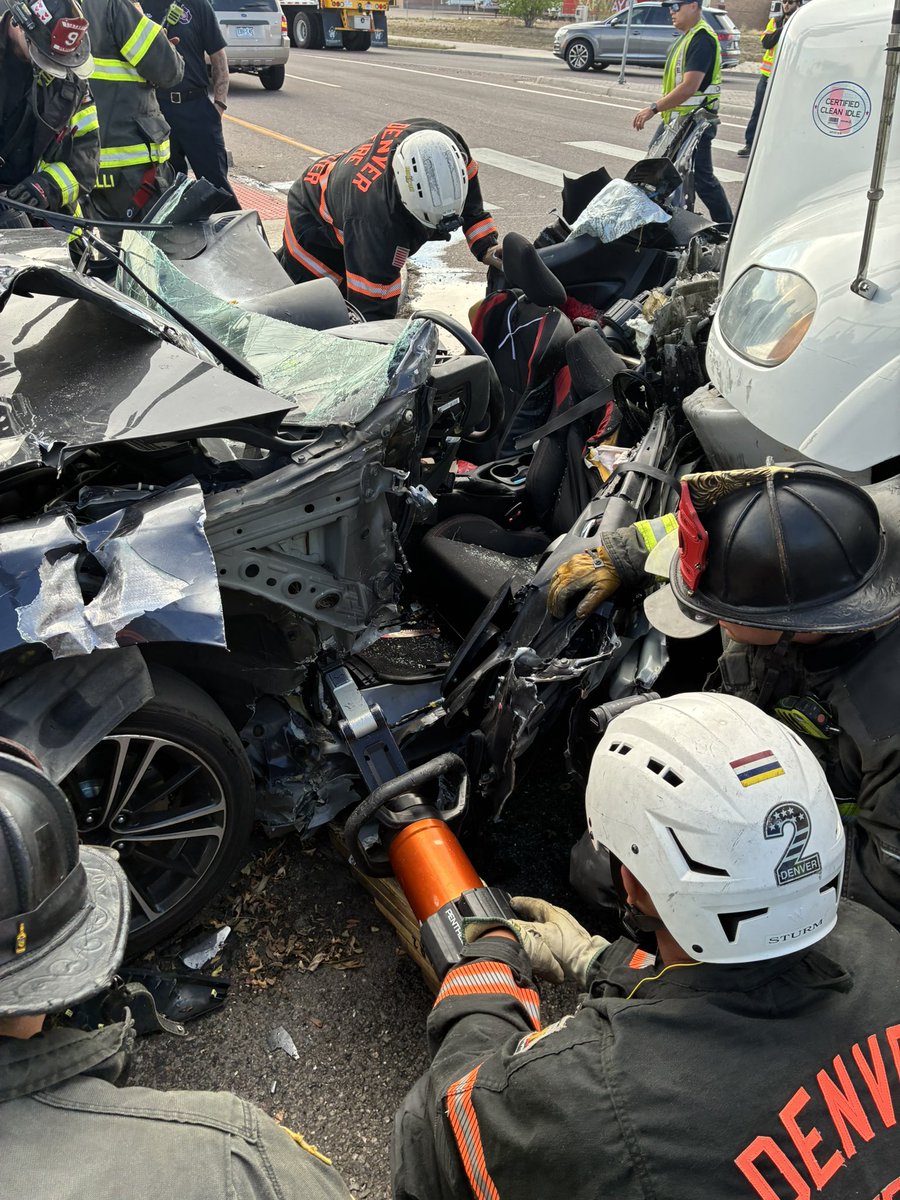 Denver Fire Department tweet media