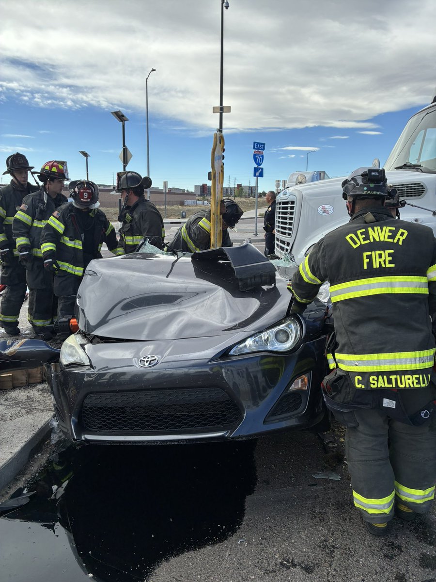 Denver Fire Department tweet media