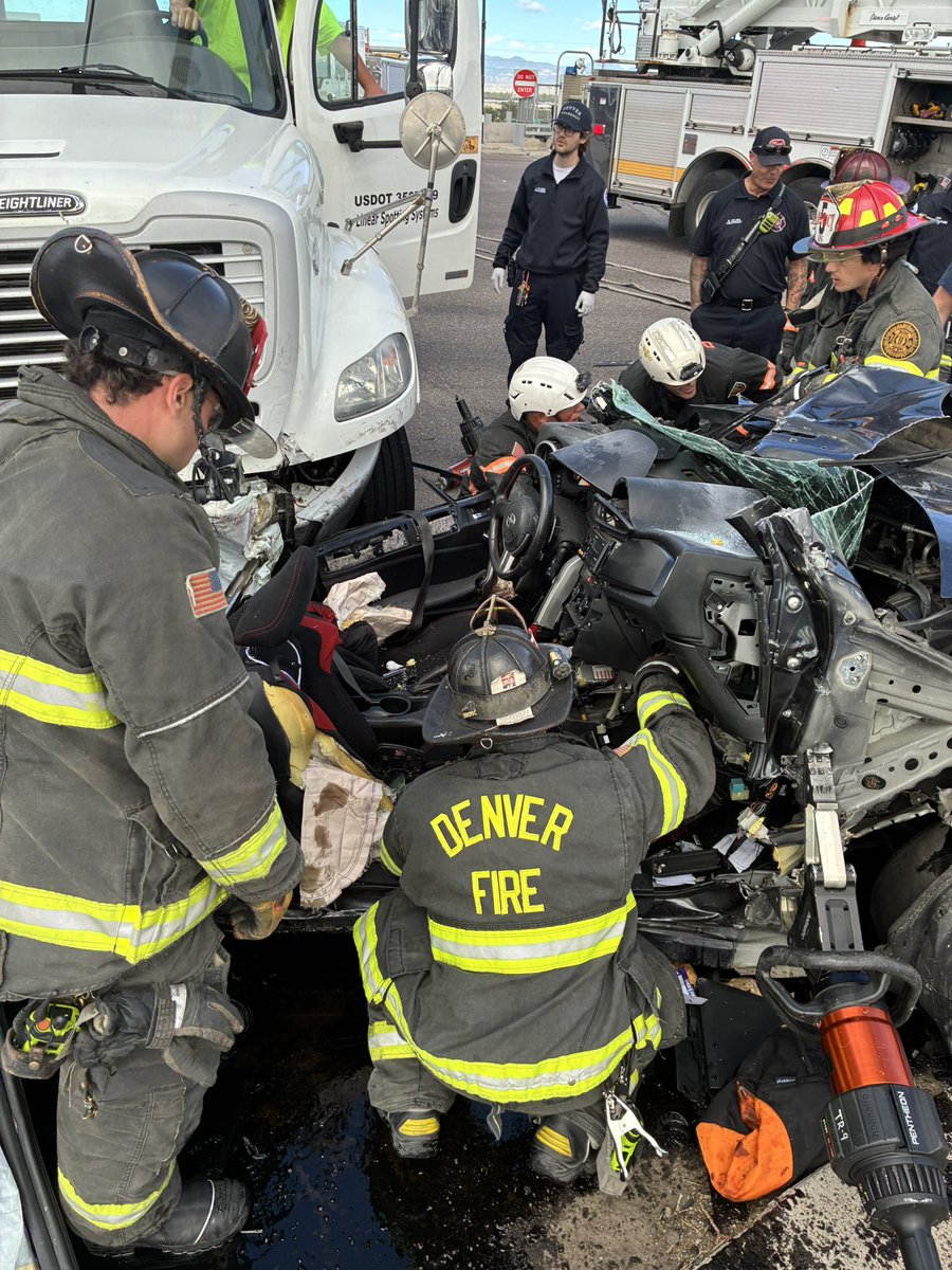 Denver Fire Department tweet media