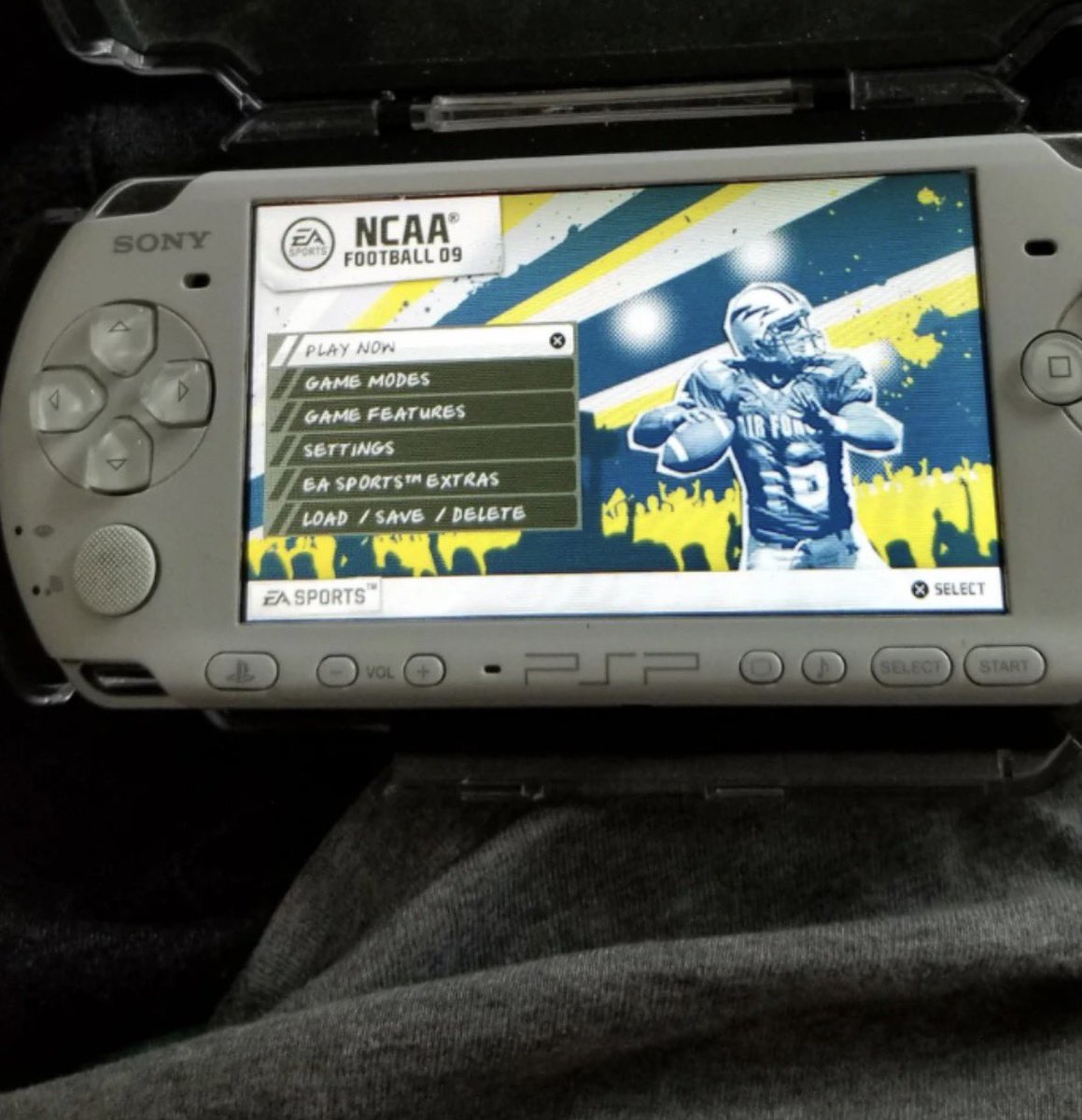 EverythingEACollege tweet media