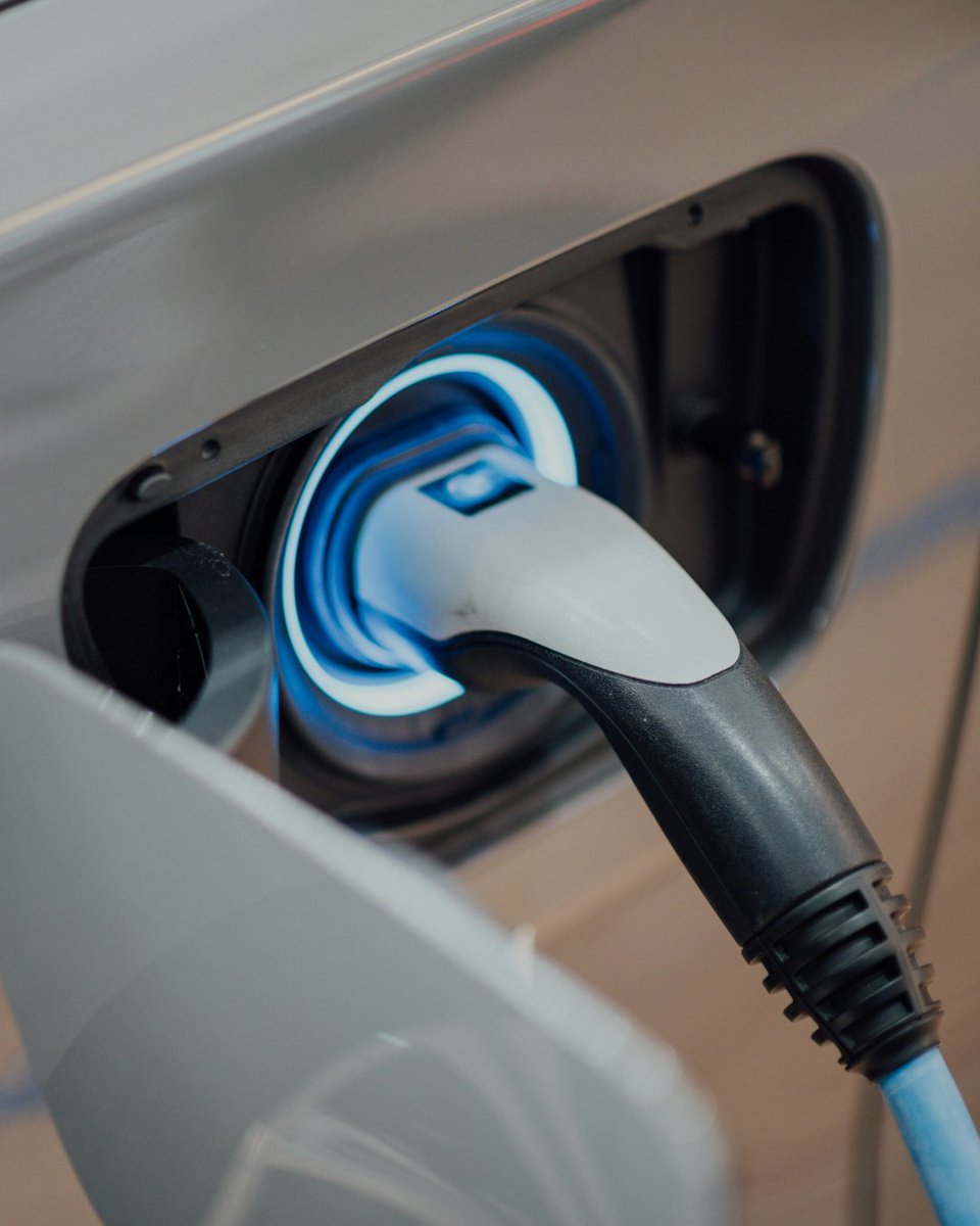 Our on-site EV charging port lets you charge overnight while you rest. Wake up refreshed, drive with a full charge, and avoid searching for a station when leaving Bowie. Check out more of our amenities at bit.ly/3VmCpuf.