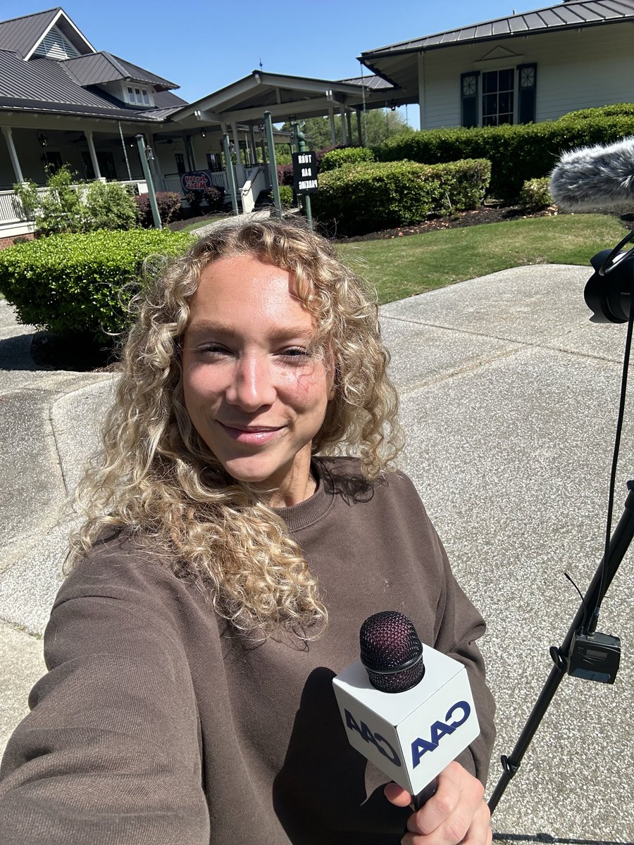 AmandaPooleTV's tweet photo. Boots on the ground for another #CAAChampionship 🏆

I’ll be in #SouthportNC all weekend long for the @CAASports Women’s Golf Championship! 🏌️‍♀️⛳️ https://t.co/J2CvCGcRcu