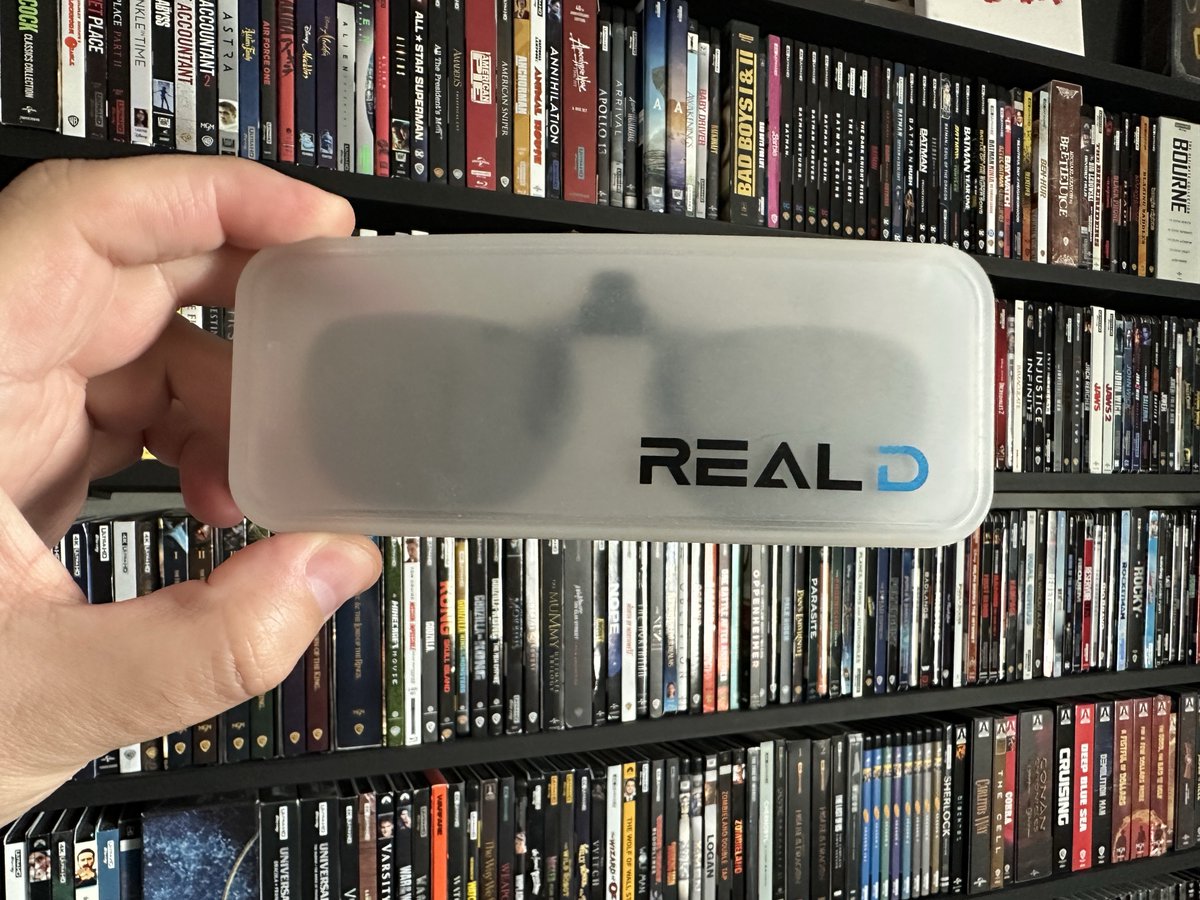 Adam Hlaváč tweet media