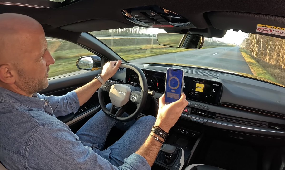 Łukasz Zboralski tweet media