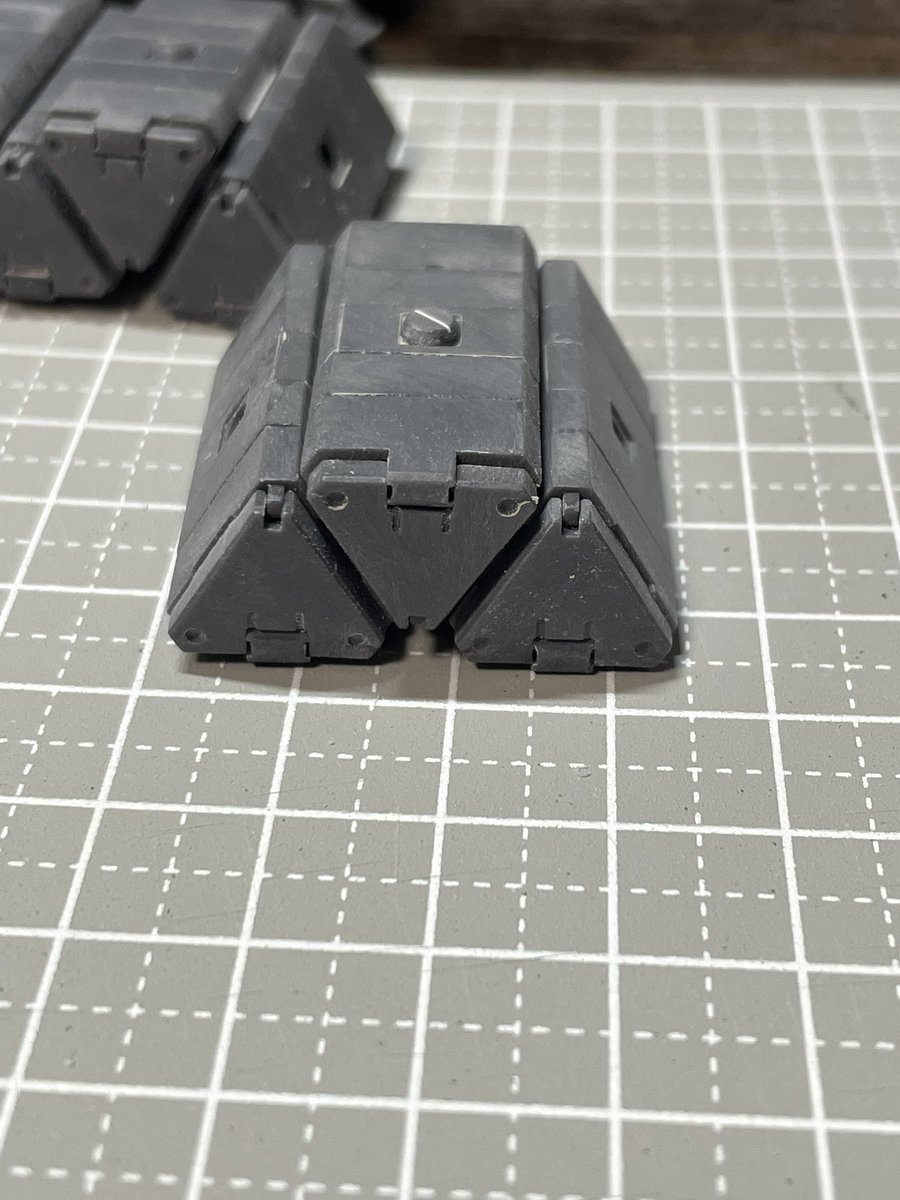 【趙雲OOガンダム制作⑰】
ミサイルコンテナ、7個目の処理が完了！
残り1つ！！！！