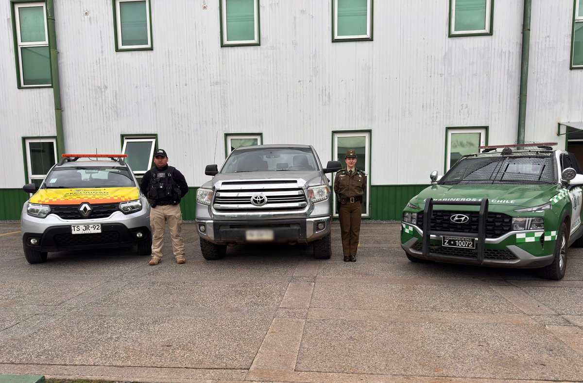 CarabAraucania's tweet image. #Victoria: En patrullajes preventivos junto a Seguridad Pública, Carabineros de la 4ª Comisaría recuperaron un vehículo con encargo por robo vigente en el sector Villa El Salto. #OrdenyPatria