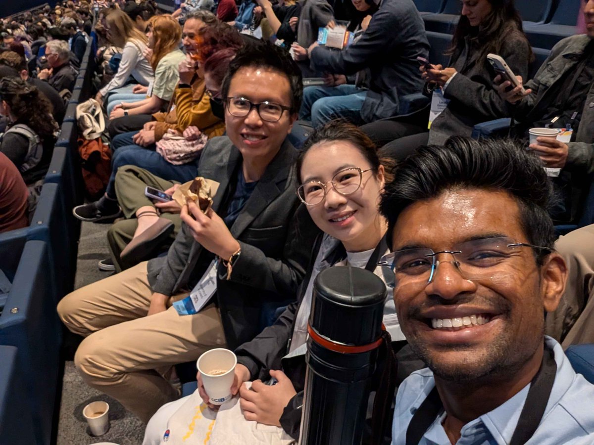 EmpathicCompLab's tweet image. A few days in 🇪🇸 Talks, posters, conversations, and a bit of Barcelona in between. Here's what conference week looks like from the inside.

#CHI2026 #HCI #LabLife #EmpathicComputingLab @ABI_bioeng