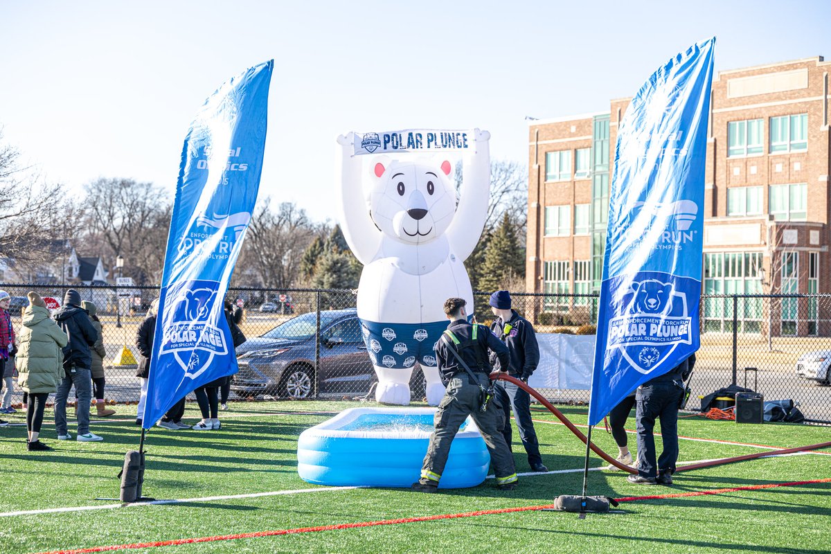 Elmhurst CUSD 205 tweet media