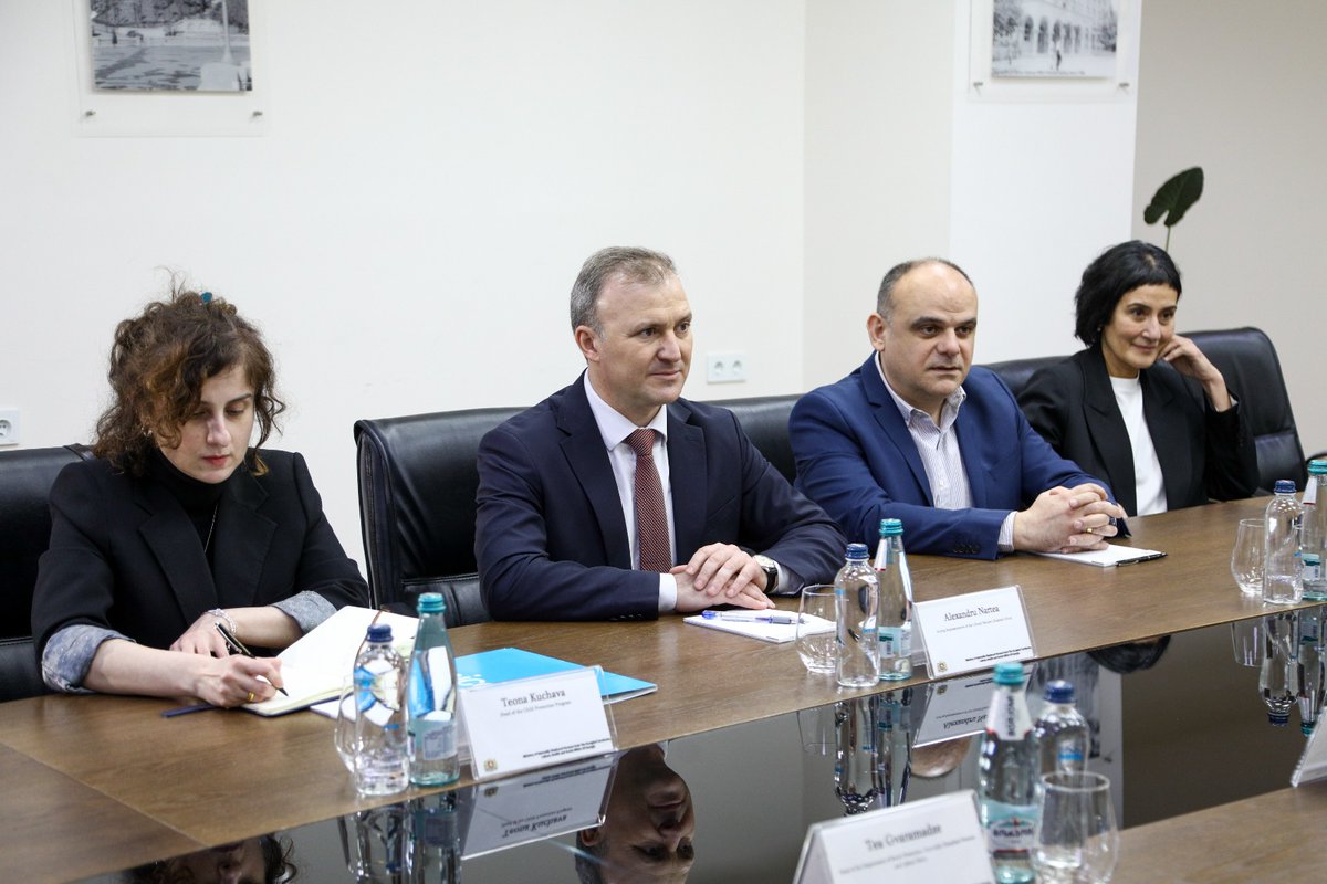 unicefgeorgia's tweet image. UNICEF and the Ministry of IDPs, Labour, Health &amp;amp; Social Affairs have agreed on 2026 work plans to strengthen #child protection, health, and social services. Signed by Irine Tsakadze &amp;amp; Alexandru Nartea, the plans focus on better access, care, and protection #foreverychild.