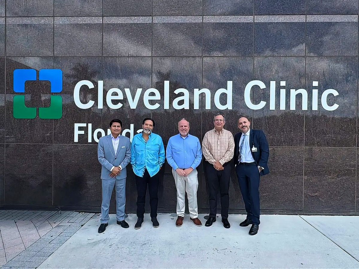 Universidad Espíritu Santo tweet media