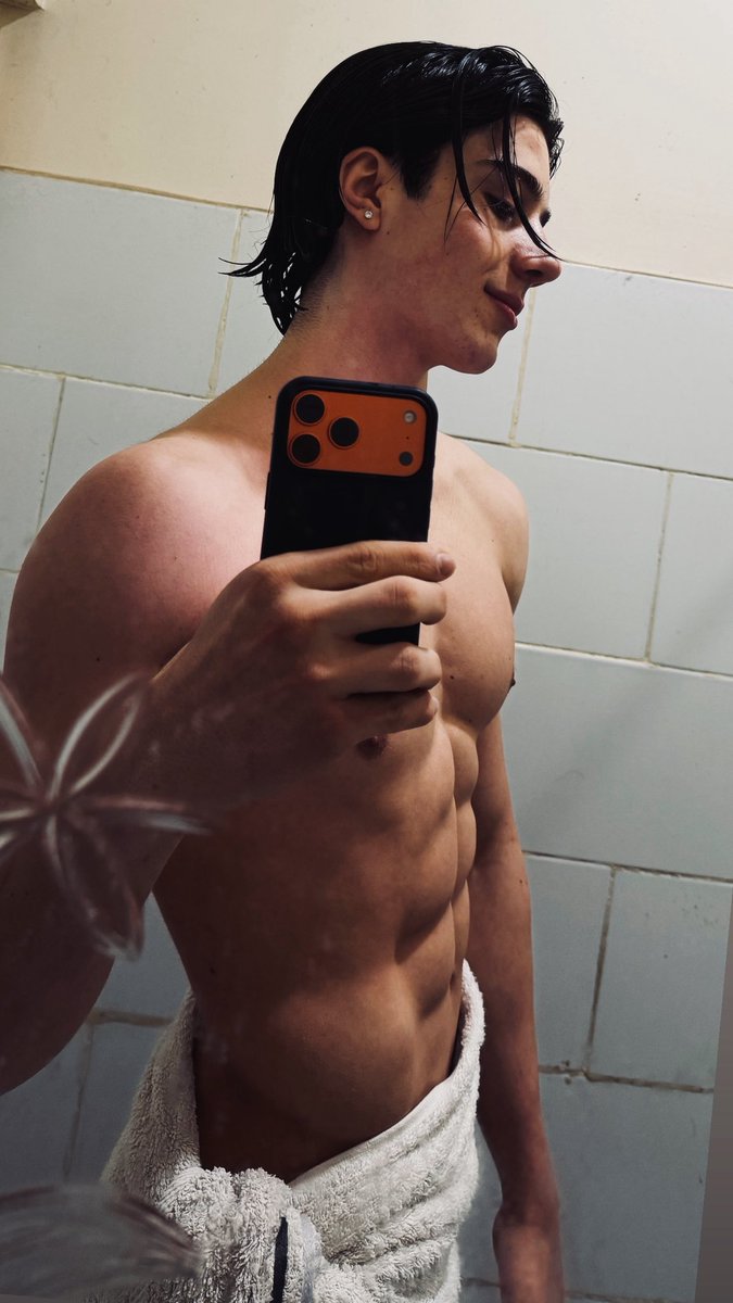 Lukas tweet media