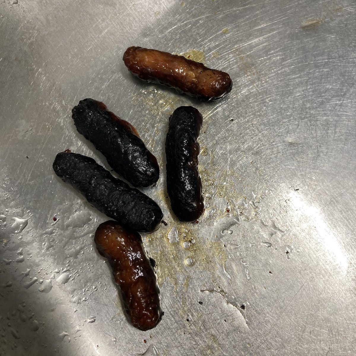 まりりん tweet media