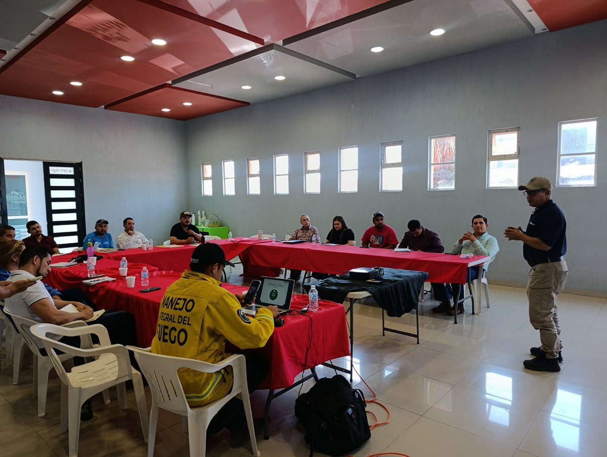 FIPRODEFO's tweet photo. Continuamos con la difusión por las regiones de Jalisco.
El día de hoy, nos reunimos en el municipio de Mixtlán para llevar a cabo la reunión de socialización de las Reglas de Operación (ROP) 2026 del Programa de Desarrollo Forestal Sustentable en coordinación con la @LaJISOC https://t.co/OQGjcdiT3a