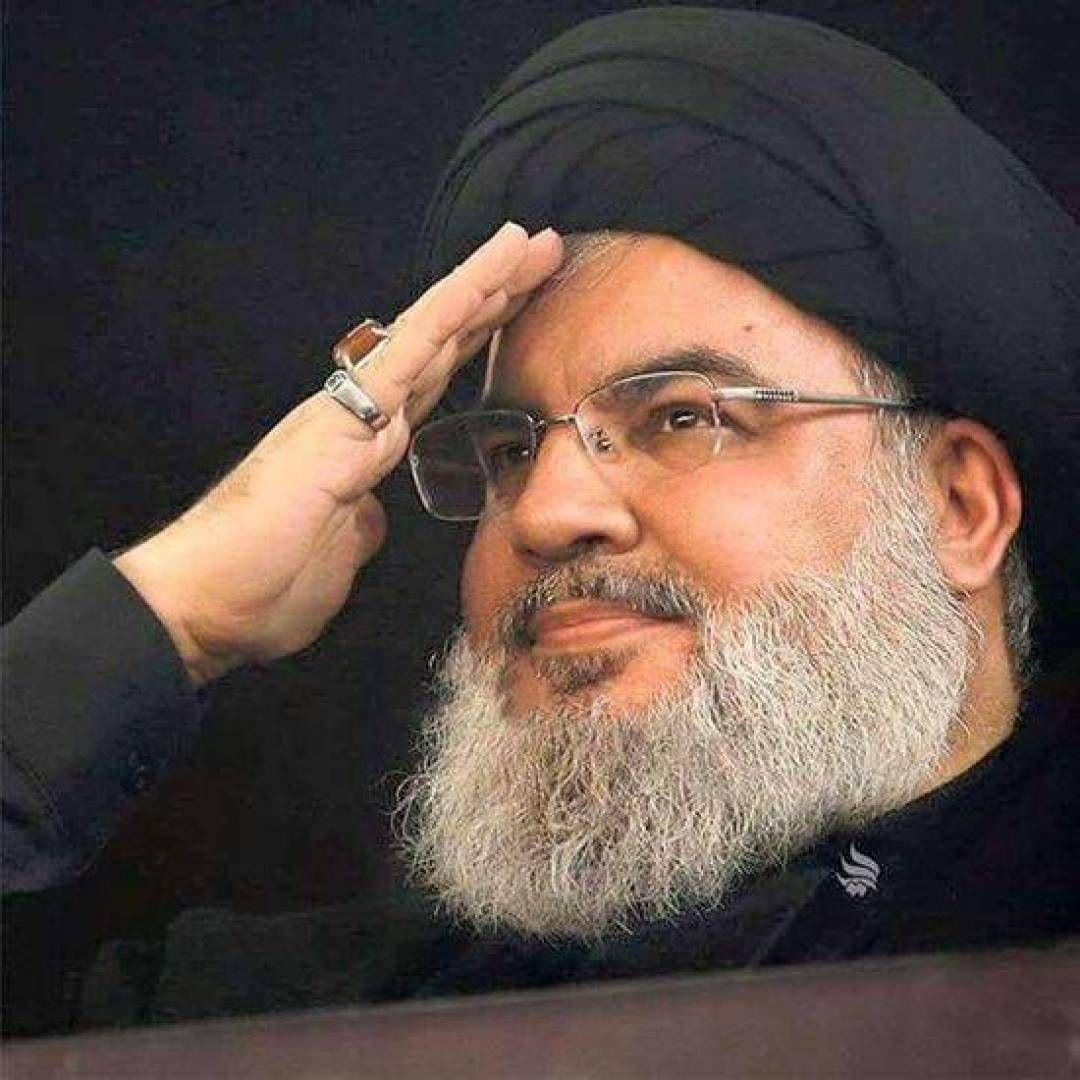 yhyy_abw2005's tweet photo. بيّض الله وجهكم سيد القول والفعل شهيد نا الأ قدس

اغيظوا الصهاينة والمنافقين بمشاركة صورة الشهيد السيد حسن نصرالله ضع قلب💛وأعادة النشر🔃

انت من محبية لا تقف الصورة عندك اجعلها تلف العالم

لنبدأ ونرى كم للشهيد السيد حسن نصرالله محبين🌷 https://t.co/h4kGie9Tro