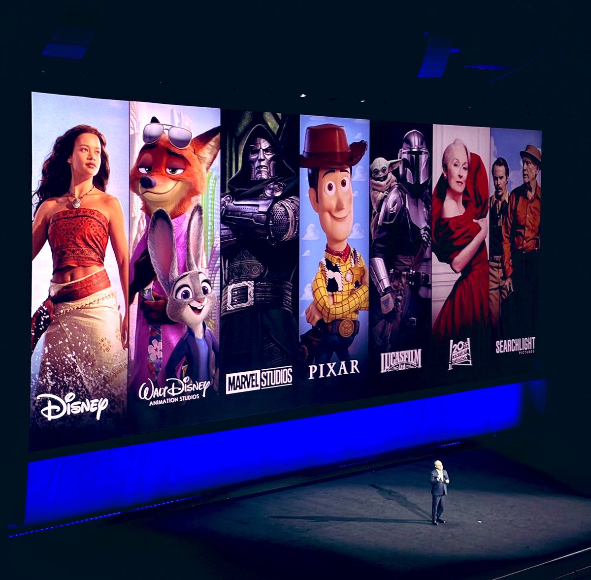 Luiz_Fernando_J's tweet image. #Disney division reel is already becoming iconic as a #CinemaCon staple, and each year it gets better and visually screaming the grandeur of the company’s arsenal of valuable IP.