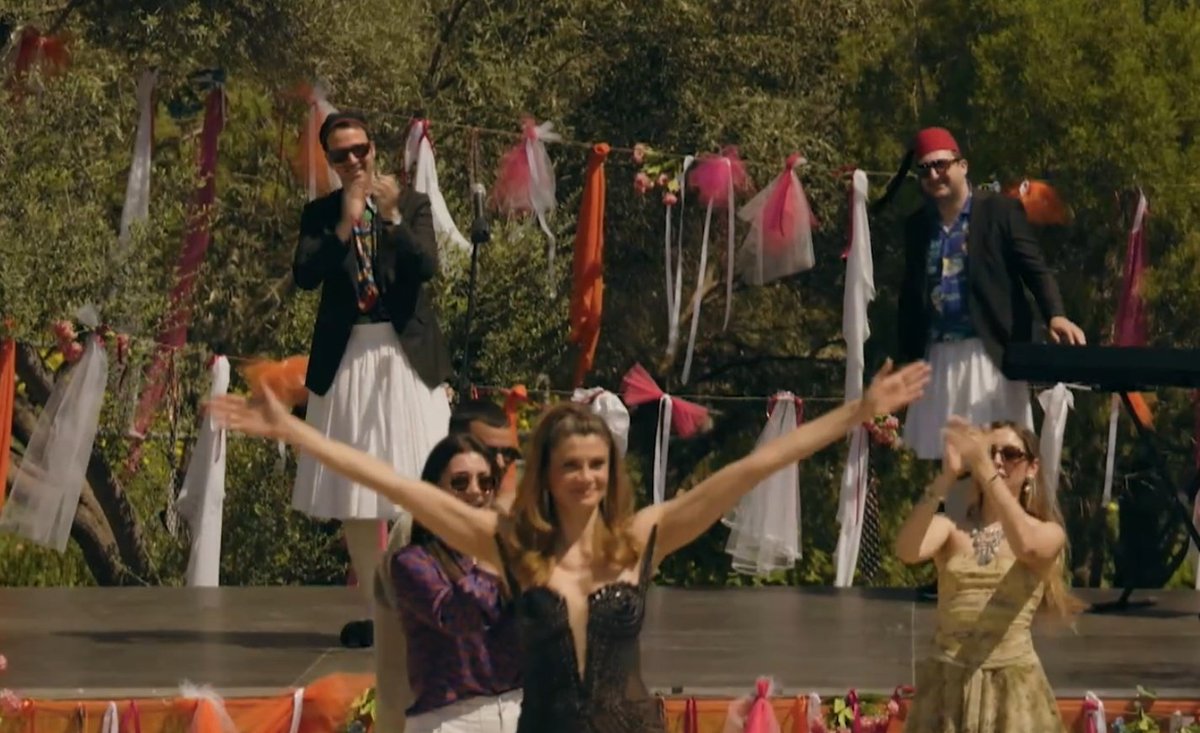 Evdokia Bennington tweet media