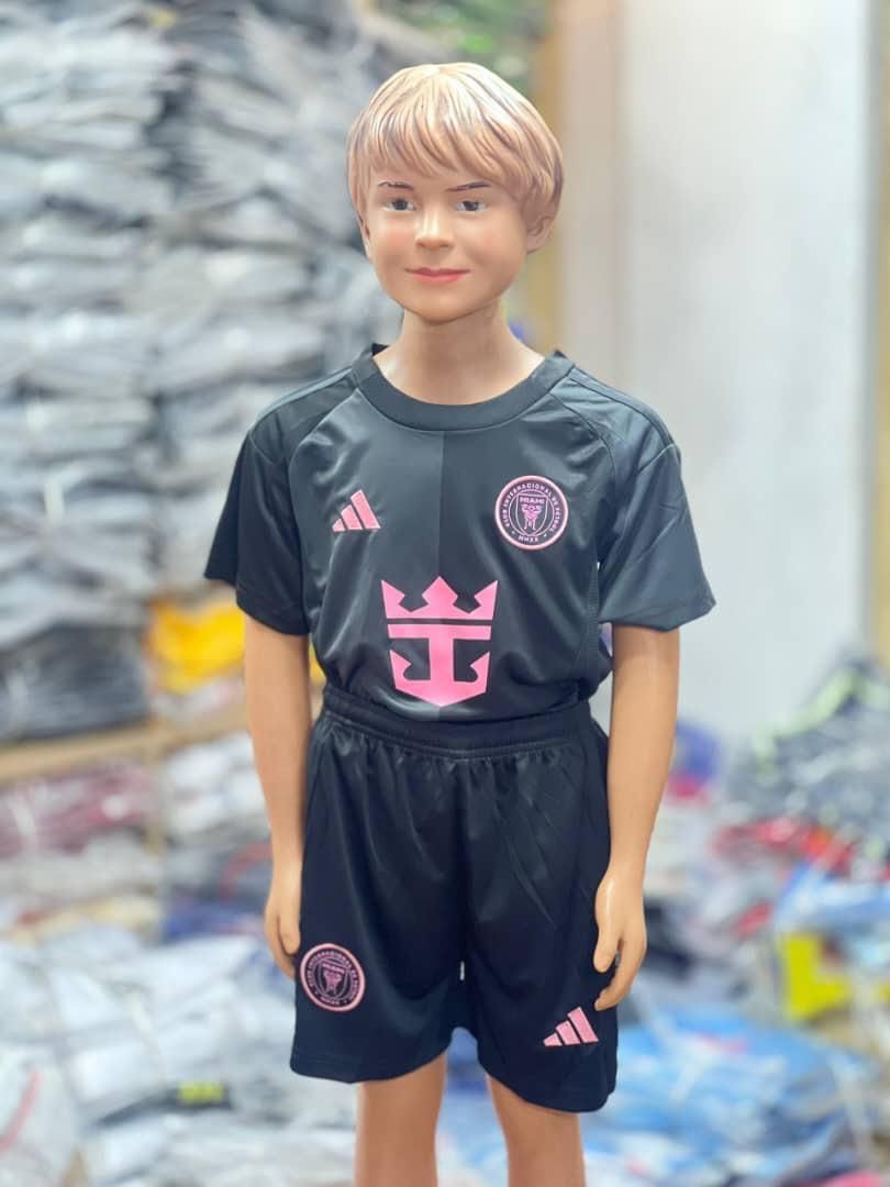 De_web3guru's tweet photo. Children's jersey 
Also available https://t.co/TkyqNa5l4p