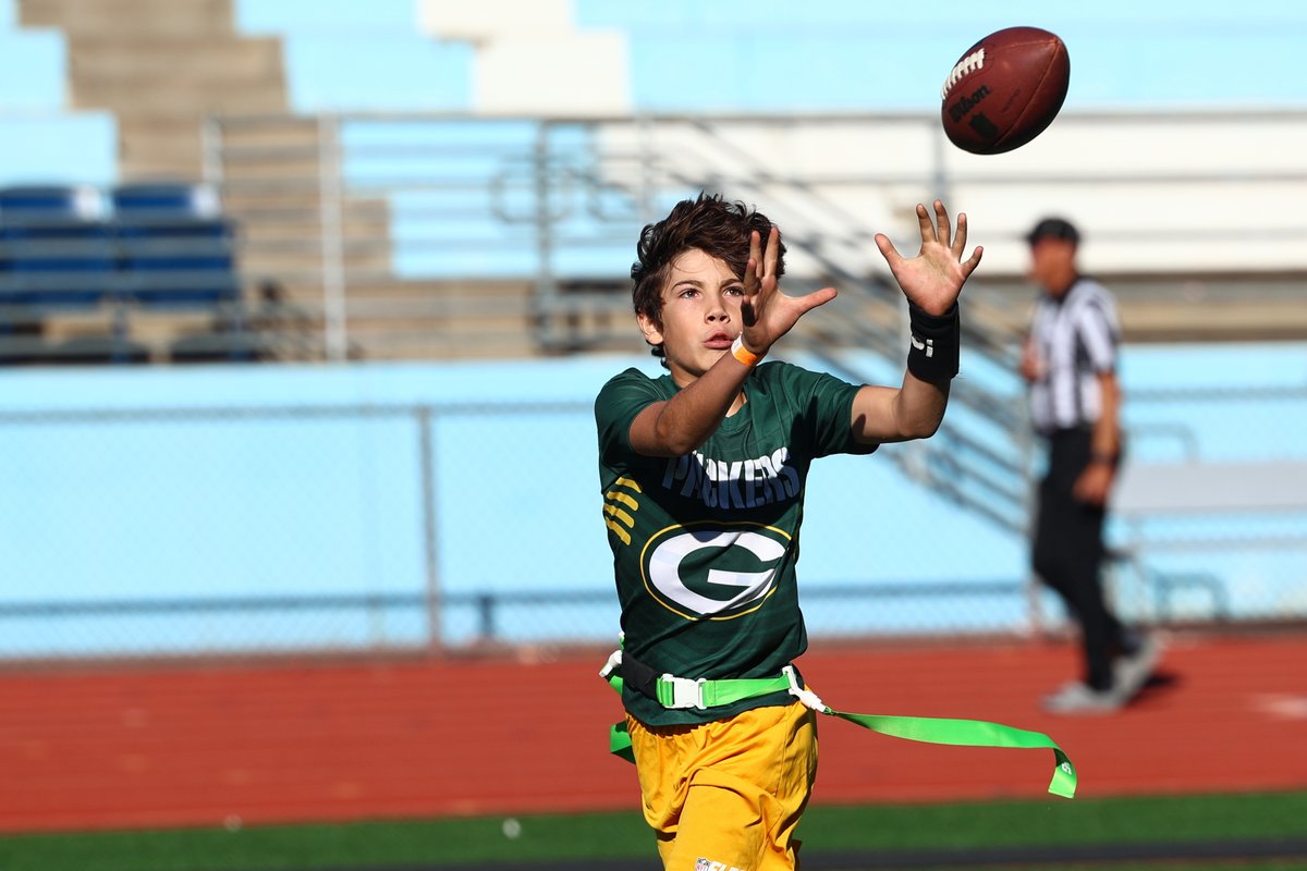 nflflagsd's tweet image. Plucked right out of the air. 🏈
📸: Prime Action Image 
#NFLFlagSD #NiceCatch #PluckedFromTheAir #FlagFootball #FootballPlayer #PrimeActionImage #StayFocused