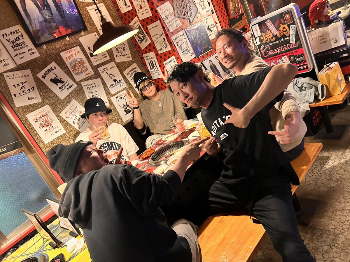 reo_yamazaki's tweet photo. 昔からの付き合い。
楽しかった。

#Agitato 
#iMagic
#Dogma
#ConceptionComplex
#Guyz
#HeavensDust https://t.co/r3r0Fxep4p
