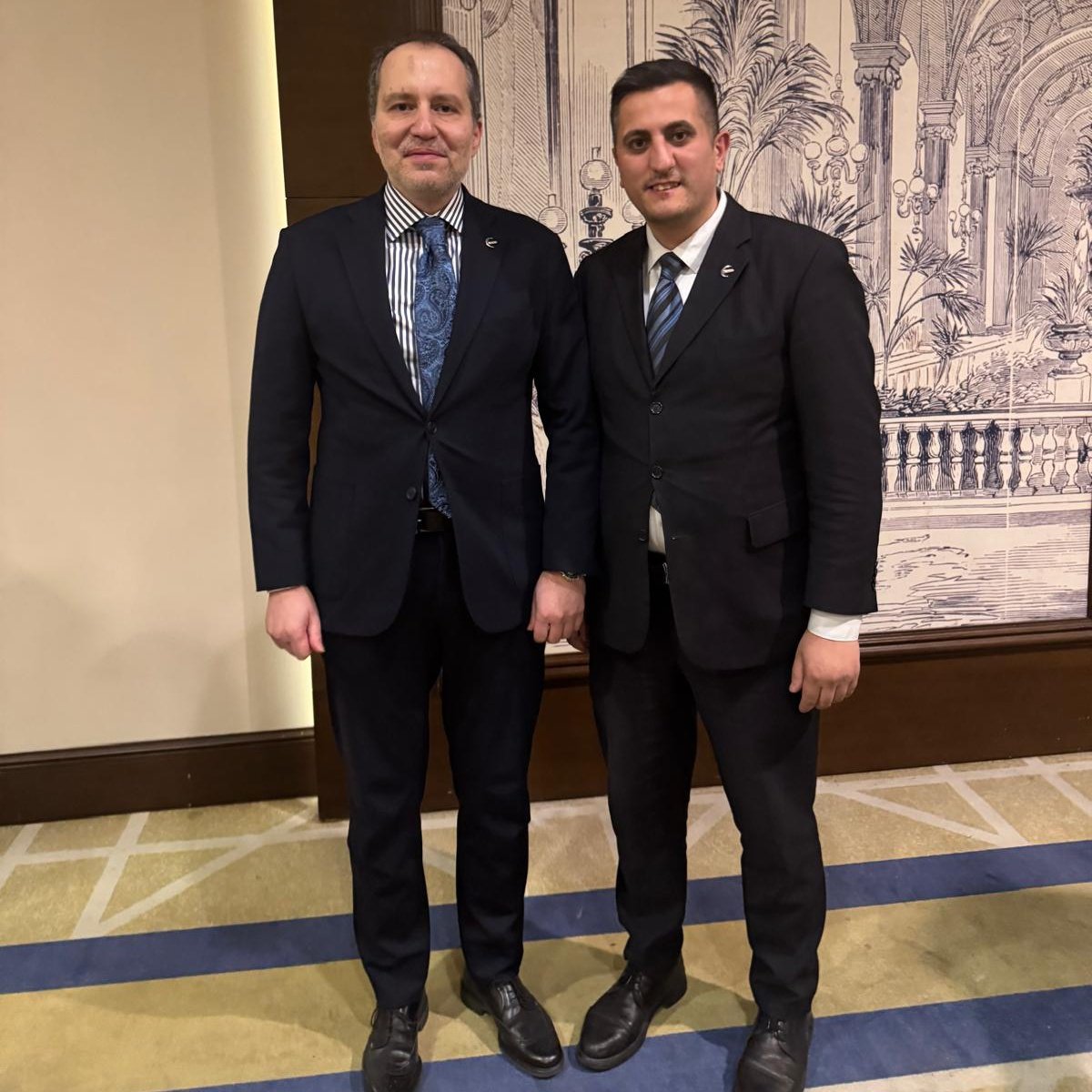 "Esenyurt İlçe Gençlik Kollarımızda bayrak değişimi! İlçe Başkanımızın takdirleriyle İlçe Gençlik Kolları Başkanlığı görevine Sn. Baran Şimşek atanmıştır.