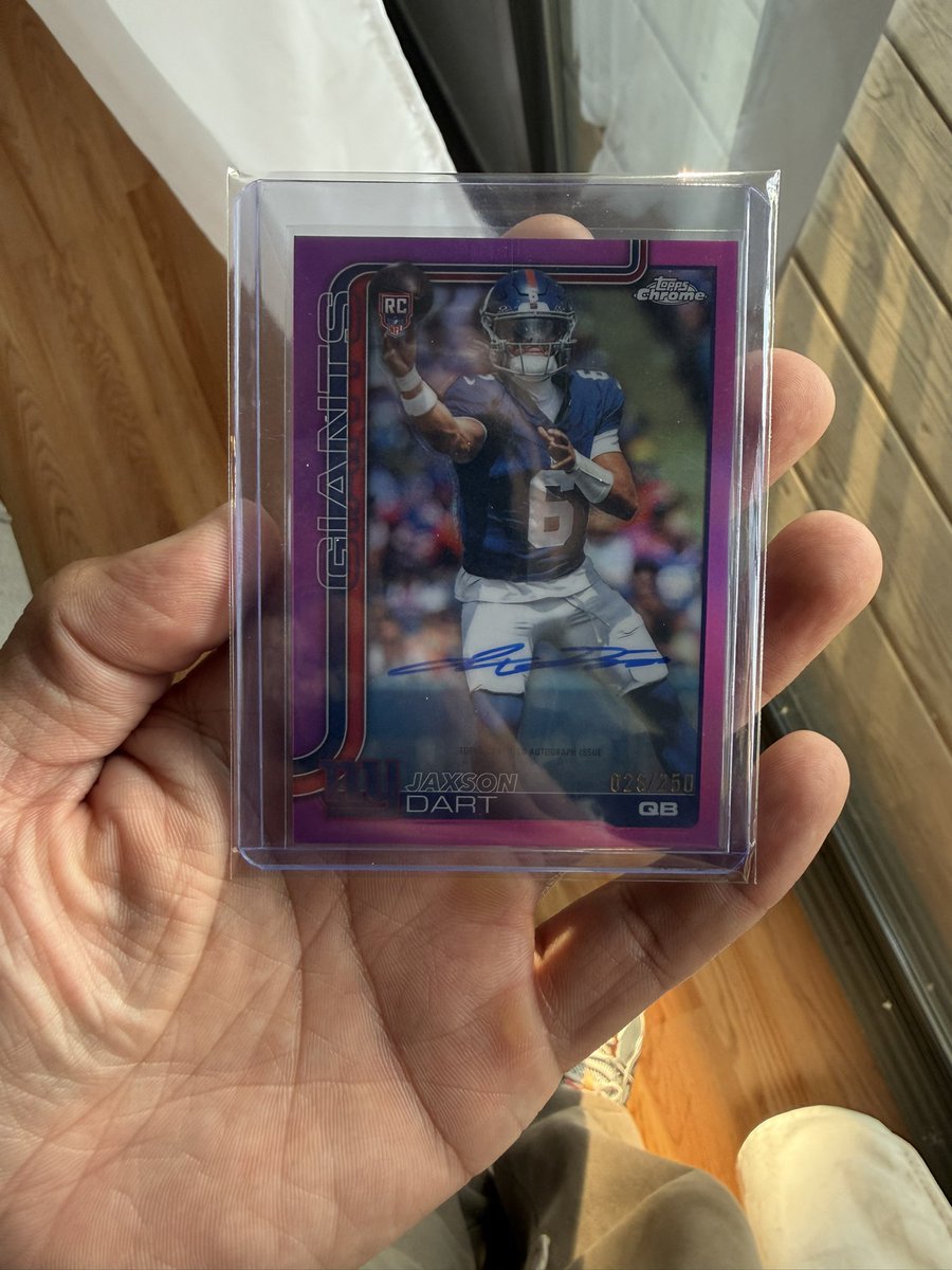 sabiseason's tweet image. Hangers Are Forever Bangers @CardPurchaser #Topps #Chrome #NFL